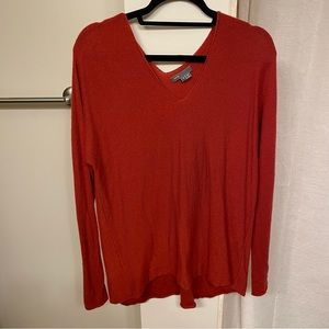 Vince Lightweight V-Neck Cashmere Sweater, Red